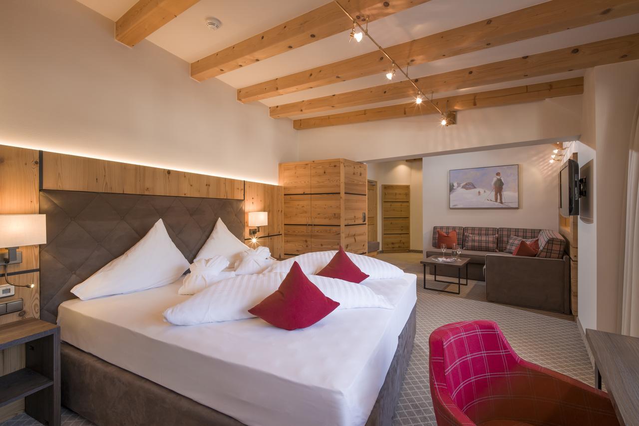 Alpen Glueck Hotel Kirchberger Hof 티롤 키르흐베르크 외부 사진